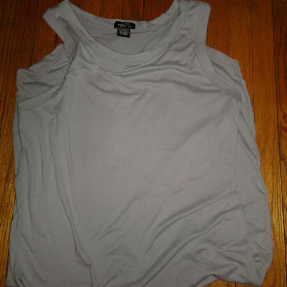 Sleeveless lavender dress